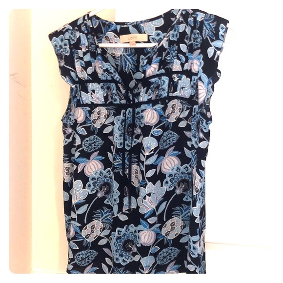 LOFT Tops - LOFT blouse - floral blue